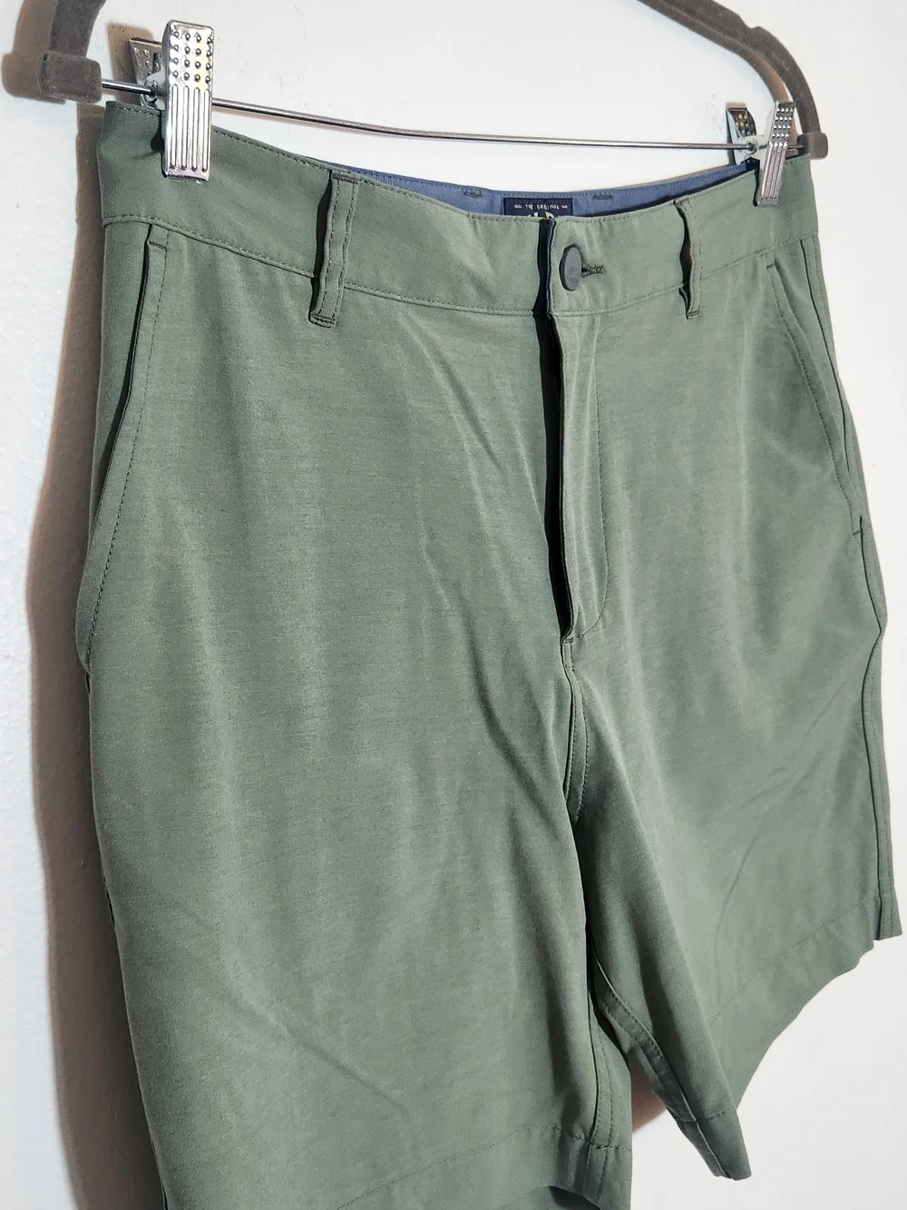 Faherty Olive Green All Day Shorts Size 30 7